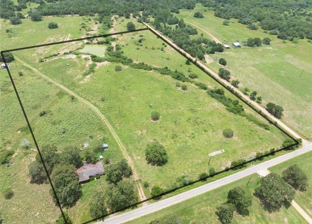 Property at 2337 Cr 214, Hallettsville, TX 77964, 3 beds, 1 bath