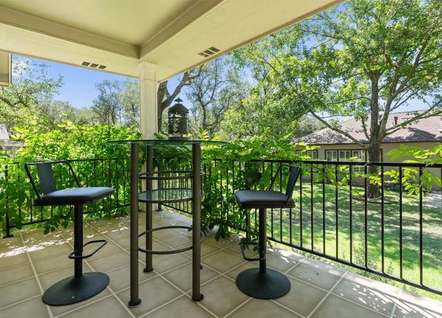 Property at 114 Hill Country Dr, Georgetown, TX 78633, 2 beds, 2 baths
