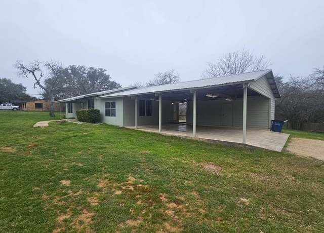 Property at 214 Bluebonnet Rdg, Seguin, TX 78155, 3 beds, 1 bath