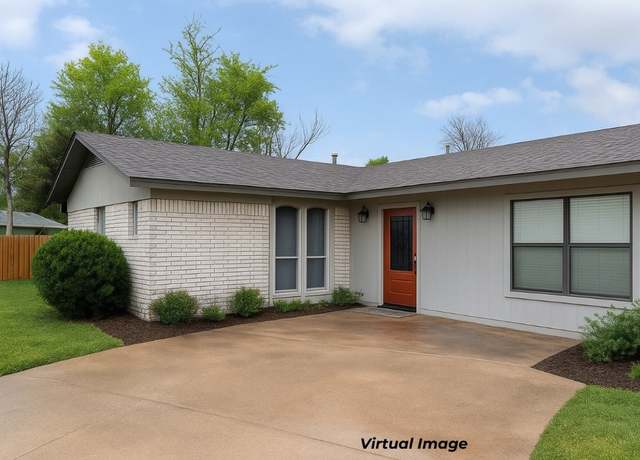 Property at 2100 Heights Blvd, Taylor, TX 76574, 3 beds, 2 baths
