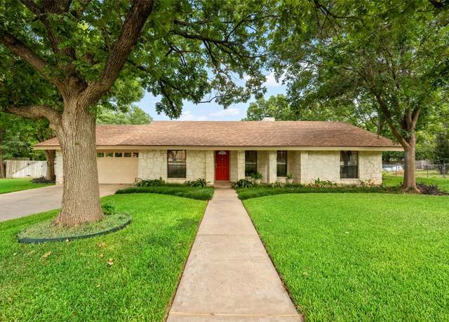 Property at 111 Spanish Oak Cir, Georgetown, TX 78628, 3 beds, 2 baths