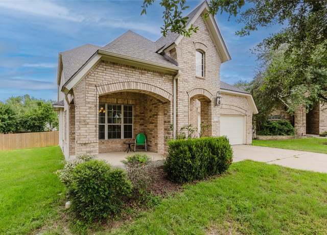 Property at 722 Tom Kite Dr, Round Rock, TX 78664, 4 beds, 3 baths