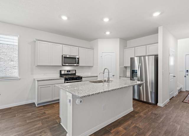 Property at 228 Brooklyn Dr, Georgetown, TX 78626, 4 beds, 2.5 baths