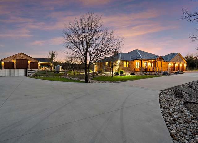 Property at 115 Oak Meadow Trl, Spicewood, TX 78669, 5 beds, 5 baths