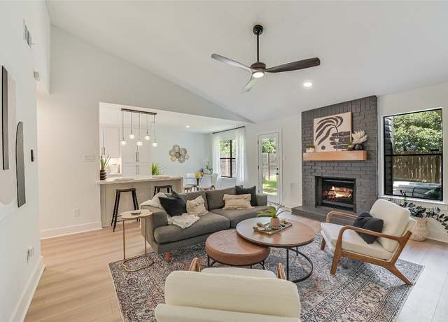 Property at 2600 Piping Rock Trl, Austin, TX 78748, 3 beds, 2 baths