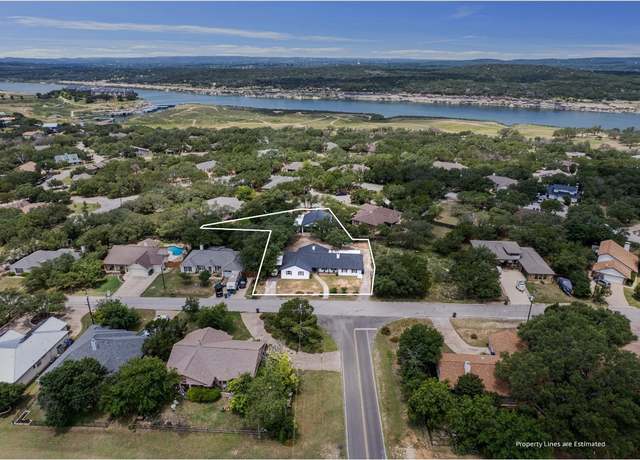 Property at 21446 Lakefront Dr, Lago Vista, TX 78645, 5 beds, 4 baths