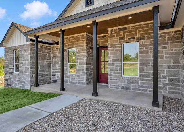 Property at 113 Cobblestone Ln, Burnet, TX 78611, 5 beds, 2 baths