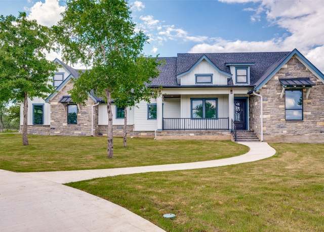 Property at 485 Post Oak, Gonzales, TX 78629, 4 beds, 3.5 baths