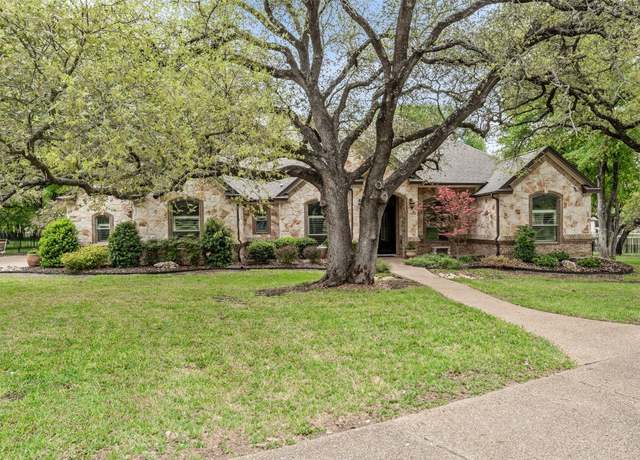 Property at 2016 The Creeks Dr, Salado, TX 76571, 4 beds, 3.5 baths