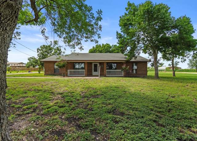 Property at 2080 Allison Rd, Martindale, TX 78655, 3 beds, 2 baths