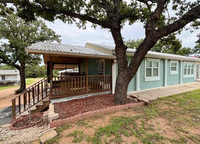 Property at 230 Beaver St, Tow, TX 78672, 3 beds, 3 baths