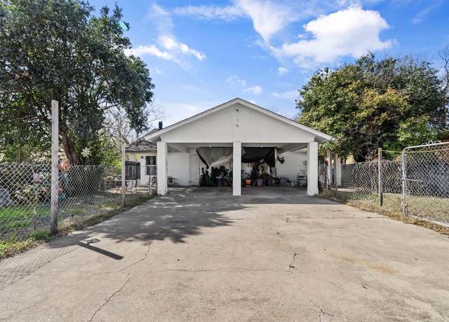 Property at 5318 Atascosa Drive Dr, Austin, TX 78744, 4 beds, 4 baths