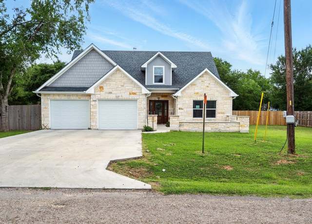 Property at 121 Kaeleku Ln, Bastrop, TX 78602, 4 beds, 3 baths