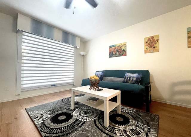 Property at 2207 Leon St #309, Austin, TX 78705, 2 beds, 2 baths