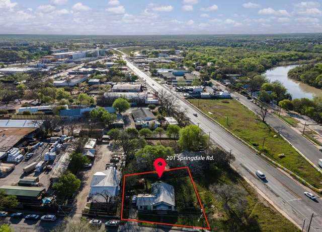Property at 201 Springdale Rd, Austin, TX 78702, 3 beds, 1 bath