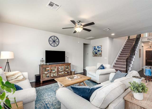 Property at 237 Magna Ln, Liberty Hill, TX 78642, 5 beds, 3 baths