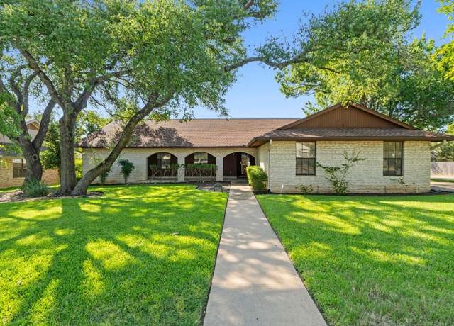 Property at 7207 Fireoak Dr, Austin, TX 78759, 4 beds, 2 baths