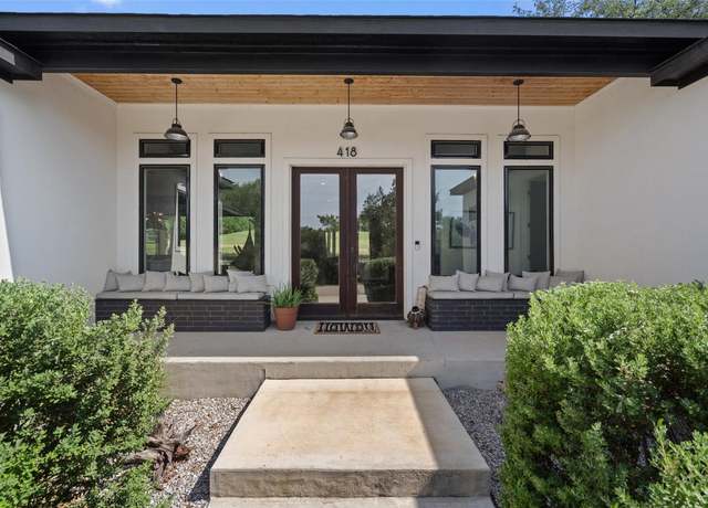 Property at 418 Venture Blvd S, Point Venture, TX 78645, 4 beds, 4 baths