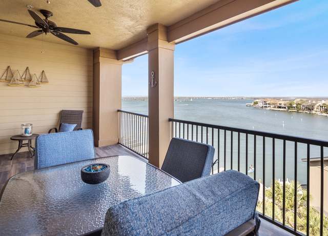 Property at 96 Island Dr #43, Horseshoe Bay, TX 78657, 3 beds, 2 baths
