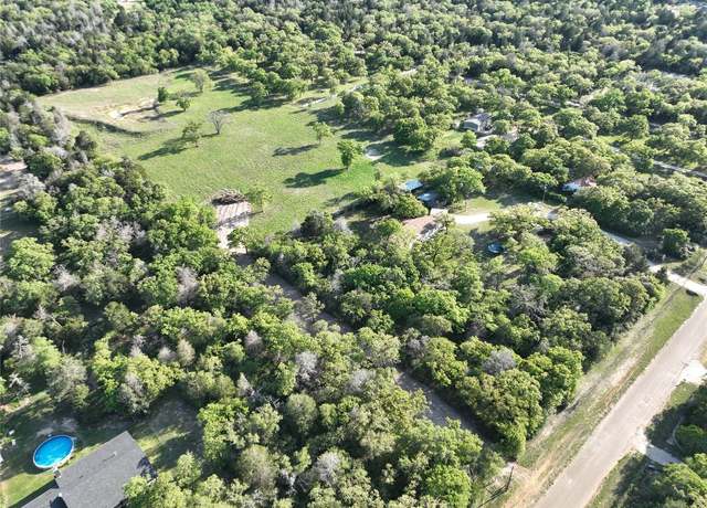 Property at 1480 County Road B, Lexington, TX 78947
