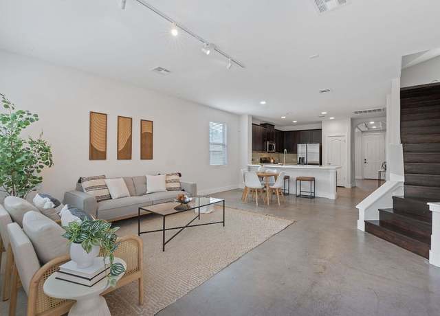 Property at 6224 Aviara Dr Unit E14, Austin, TX 78735, 4 beds, 3.5 baths