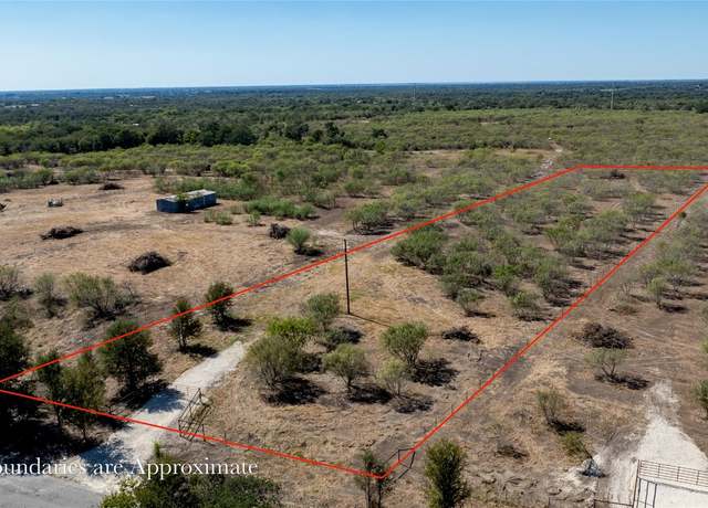 Property at 139 Spanish Oak Rd, Dale, TX 78616