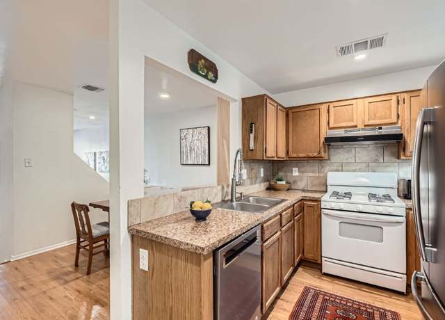 Property at 1411 Gracy Farms Ln #113, Austin, TX 78758, 2 beds, 2.5 baths