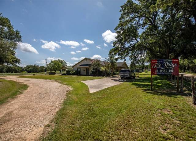 Property at 125 Huenefeld Ln, Round Top, TX 78954, 5 beds, 3 baths