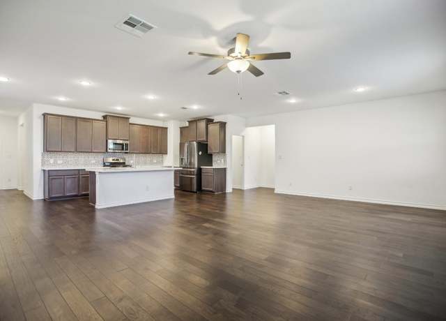 Property at 1011 Moose Rd, Hutto, TX 78634, 4 beds, 2 baths