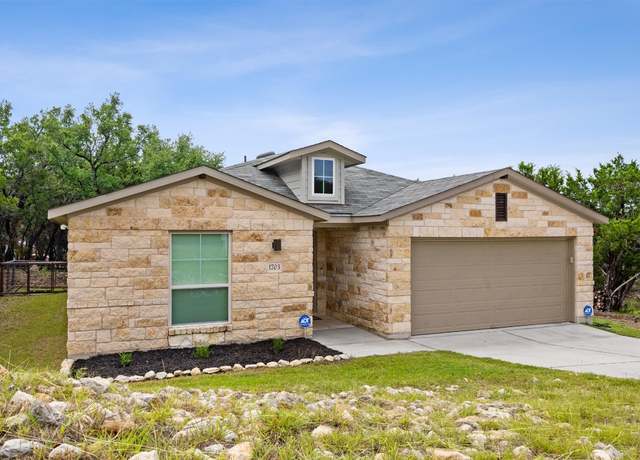 Property at 1703 Omaha Dr, Lago Vista, TX 78645, 3 beds, 2 baths