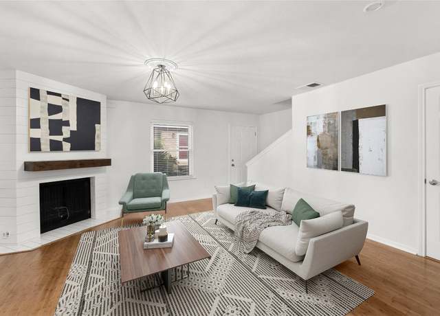 Property at 1904 Goodrich Ave #11, Austin, TX 78704, 2 beds, 2.5 baths
