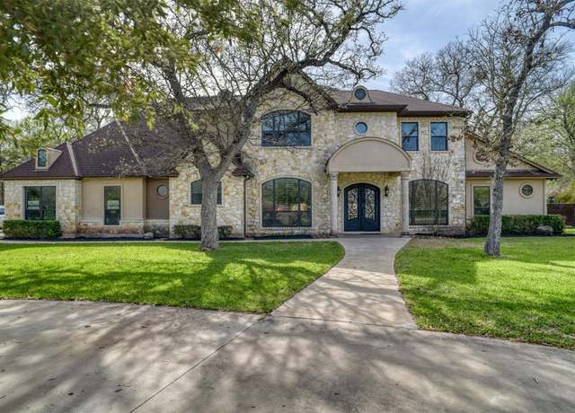 Property at 132 Fallow Way, Bastrop, TX 78602, 5 beds, 5 baths