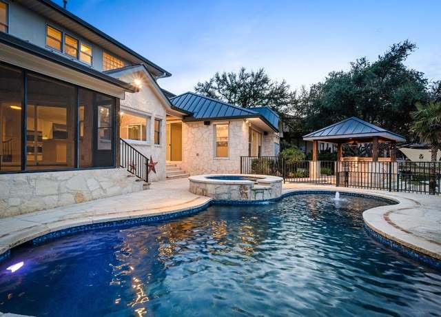 Property at 3605 Douglas Dr, Horseshoe Bay, TX 78657, 5 beds, 4.5 baths