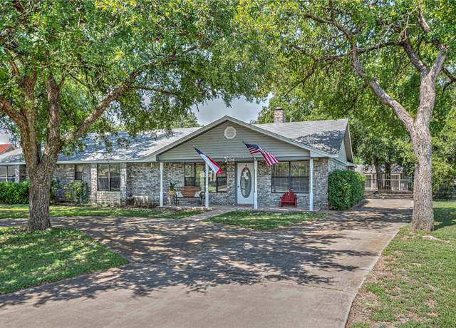 Property at 204 N Lamar St, Little River Academy, TX 76554, 3 beds, 2 baths