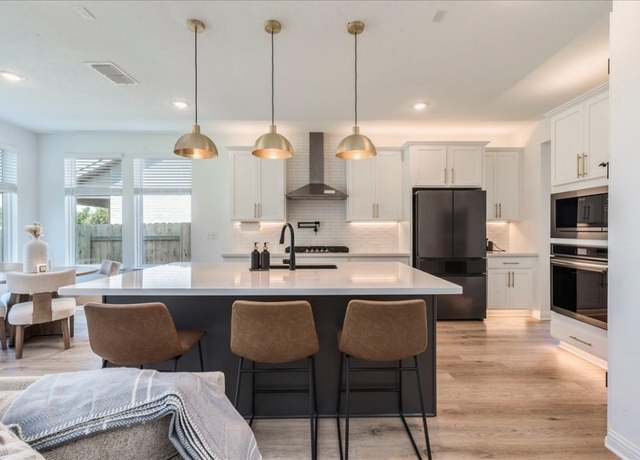 Property at 288 Smithsonian Ln, Kyle, TX 78640, 4 beds, 3.5 baths