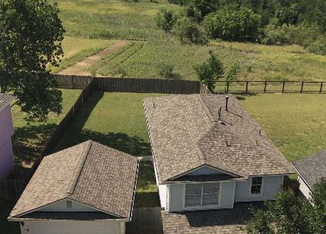 Property at 12805 Briarcreek Loop, Manor, TX 78653, 3 beds, 2.5 baths