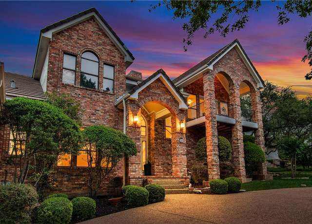 Property at 20 Hedgebrook Way, The Hills, TX 78738, 4 beds, 3 baths