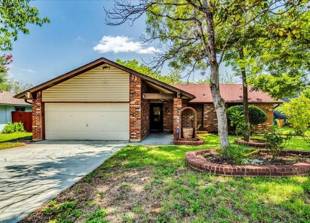 Property at 1433 Salem Meadow Cir, Austin, TX 78745, 4 beds, 2 baths