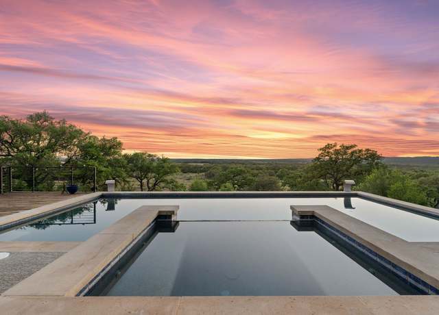 Property at 101 Durango Dr, Johnson City, TX 78636, 4 beds, 2.5 baths