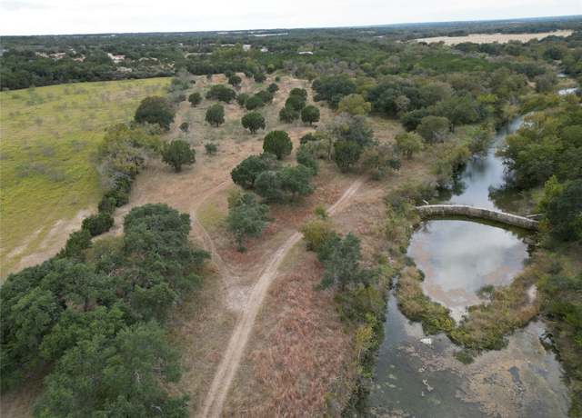 Property at 748 Buffalo Trl, Liberty Hill, TX 78642