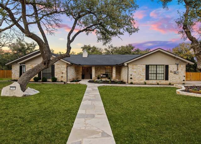 Property at 701 W Esparada Dr, Georgetown, TX 78628, 3 beds, 2.5 baths