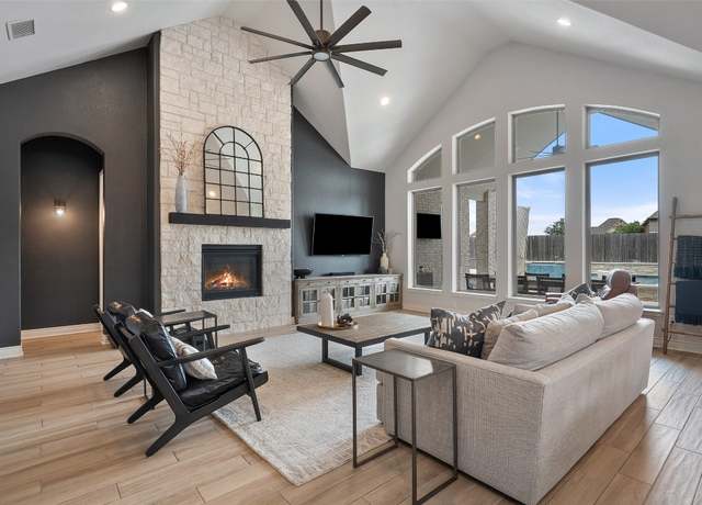 Property at 115 Indian Grass Cv, Austin, TX 78737, 4 beds, 4.5 baths