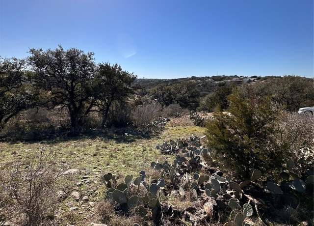 Property at 105 Semi Cir, Horseshoe Bay, TX 78657