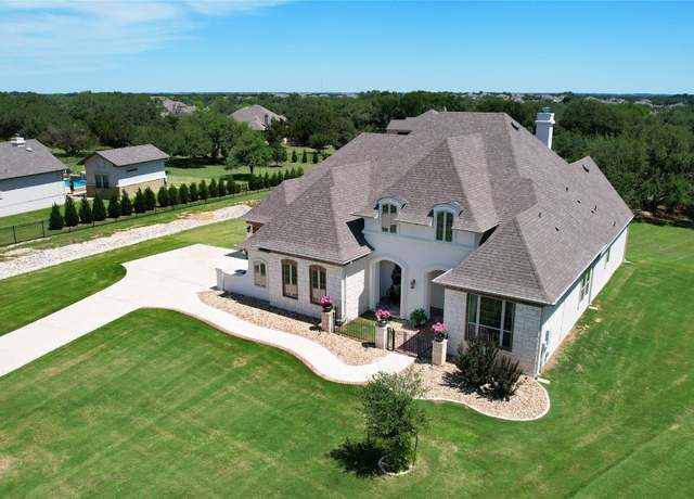 Property at 121 Buffalo Speedway Dr, Liberty Hill, TX 78642, 4 beds, 4 baths