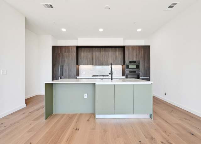 Property at 2209 S 1st St #408, Austin, TX 78704, 3 beds, 2.5 baths