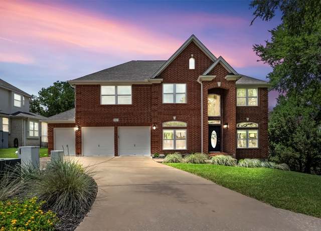Property at 31108 La Quinta Dr, Georgetown, TX 78628, 4 beds, 3 baths