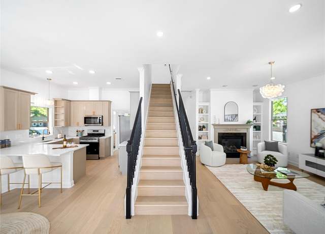 Property at 5209 Evans Ave, Austin, TX 78751, 6 beds, 5 baths