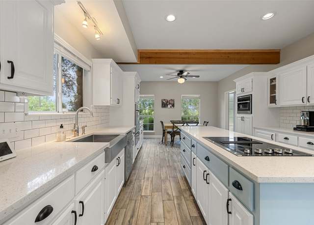 Property at 3501 Lakeway Blvd, Lakeway, TX 78734, 4 beds, 2.5 baths