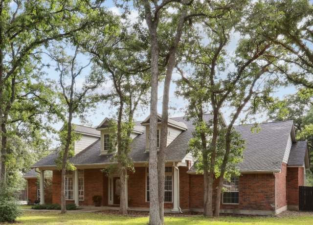 Property at 120 Juniper Trl, Elgin, TX 78621, 4 beds, 2.5 baths