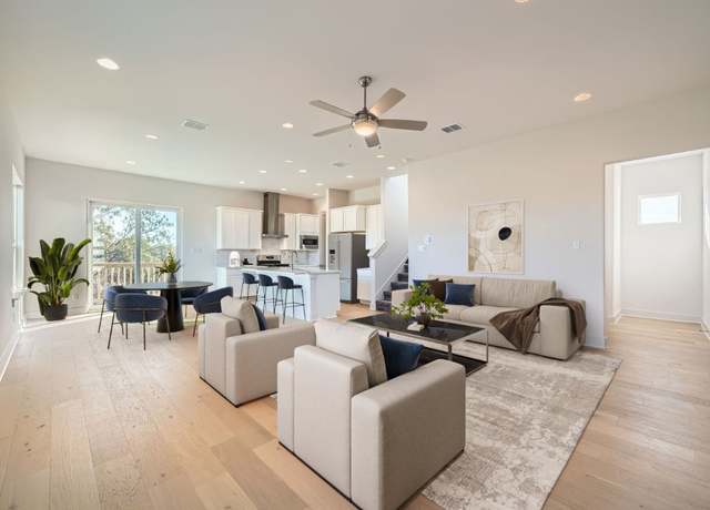 Property at 1531 N Red Bud Ln #20, Round Rock, TX 78665, 3 beds, 2.5 baths